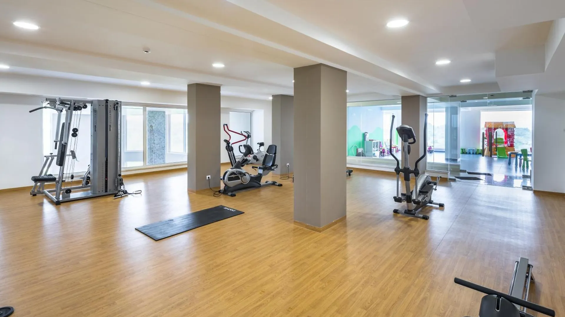 Pool And Sea View Apartment Lagos