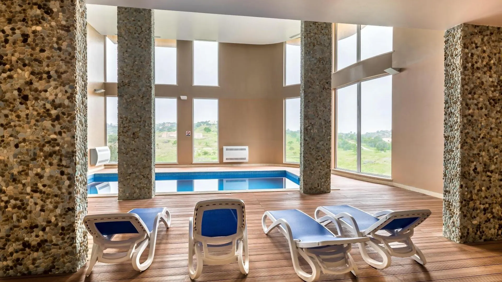 Pool And Sea View Apartment Lagos