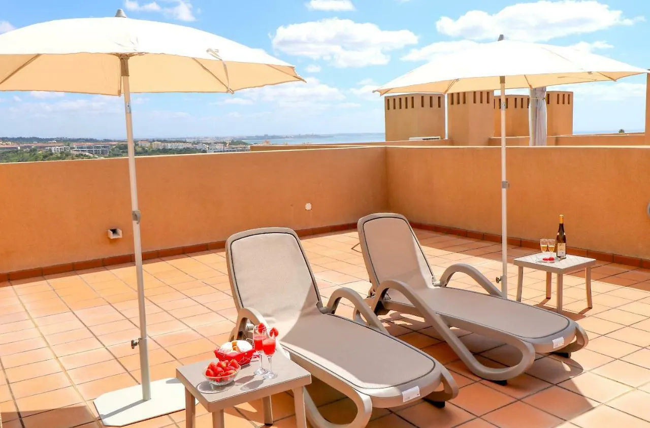 Pool And Sea View Apartment Lagos